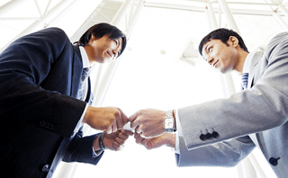 STEP 03：税理士との面談